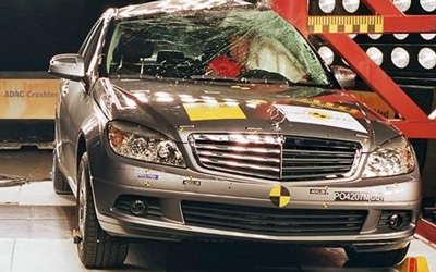 E-NCAP碰撞成绩 2009款奔驰C200获五星