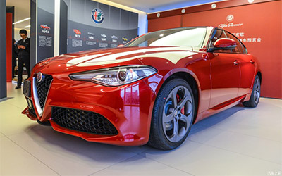 Giulia全系售价公布 售价33.08-102.80万