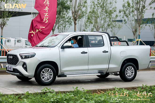 6万元级商乘复合型 北京汽车制造厂卡路里皮卡