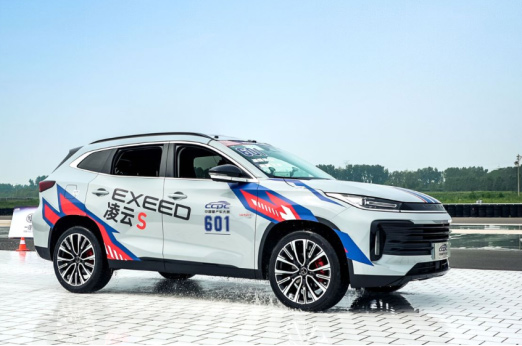 CCPC中国量产车大赛专业站 星途凌云S 夺都市中大型SUV综合冠军