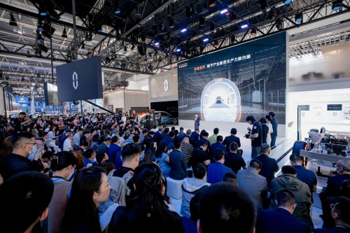 赛力斯汽车闪耀北京车展 新技术新产品诠释“新豪华”