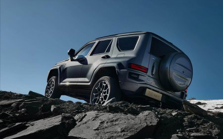 中国制造 全球标准 坦克700中东荣耀上市