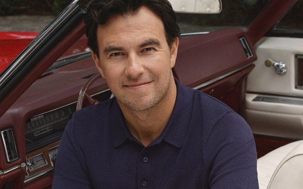 TOMMY HILFIGER欢迎F1®️赛车手塞尔吉奥·佩雷兹出任品牌全球大使