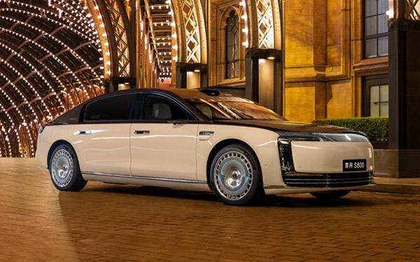 定义者登场:尊界S800交付破万,重塑中国超豪华车竞争法则