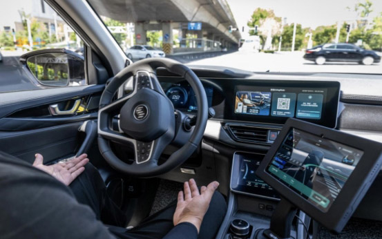 突围“生成式”内卷：AI大厂激战正酣，新变量已浮出水面