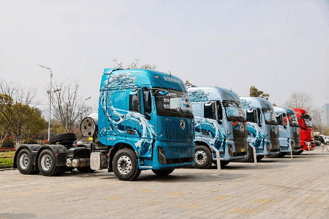 龙抬头 启新程”东风龙擎3.0⁺ 技术升级 东风天龙新KL上市发布