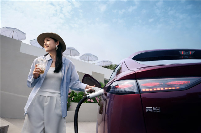 15.99万起 大一圈超有料的昊铂HT 15.99万起 大一圈超有料的昊铂HT