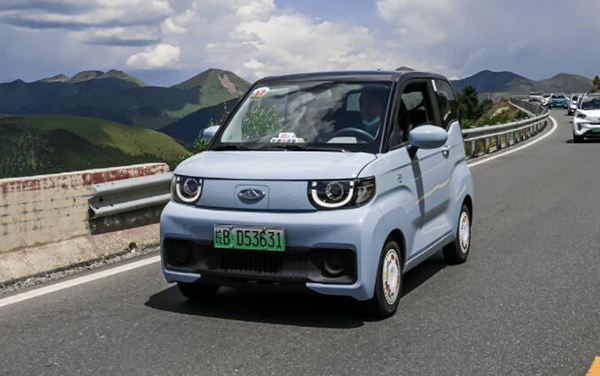 更安全 更放心 才让五菱宏光MINI EV的用户最终选择奇瑞QQ冰淇淋