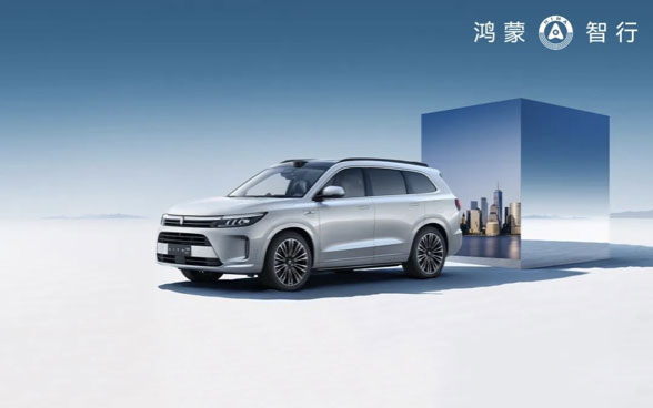问界新M7大定突破10万，新增两款智驾后驱Max版车型供选择