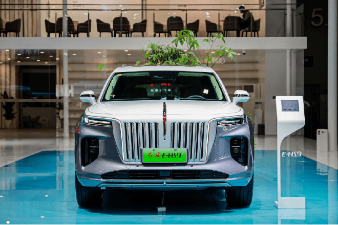 六十五载自主创新路 红旗何以成为“中国车”那张最靓丽的名片? 六十五载自主创新路 红旗何以成为“中国车”那张最靓丽的名片?