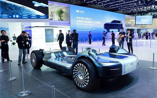 GEA全球智能新能源架构首次亮相 北京车展吉利主打智能科技牌_图片新闻