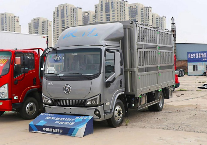 德龍G300-AMT 黄师傅的绝佳搭档 高品质运输