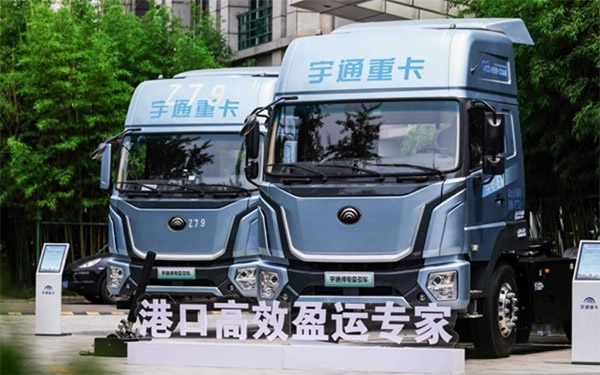 跑赢每一度 | 自重仅9.39吨，多拉1吨的宇通T400牵引车运营实测数据揭晓！_图片新闻