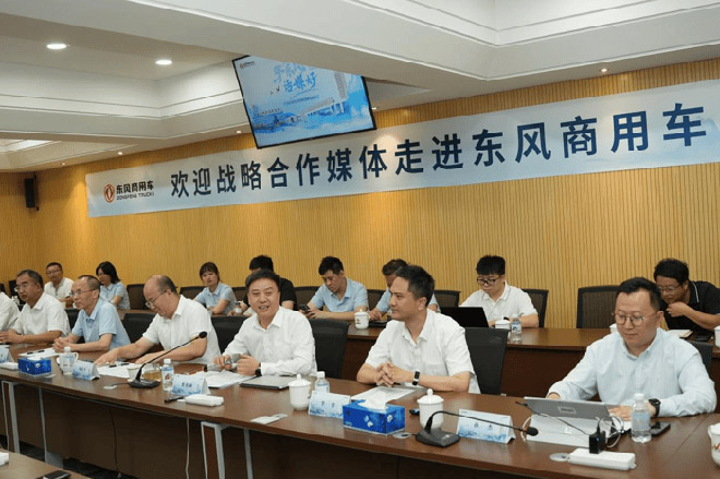 东风前5月跃升中重卡国内第一 