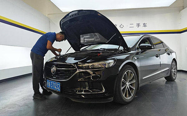 淘车车“放心二手车”的幕后英雄：严控车况，守住车源最后“一道关”_图片新闻