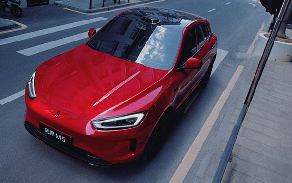 口碑验证产品力,权益彰显诚意!问界新M5 Ultra销量稳居高位_图片新闻