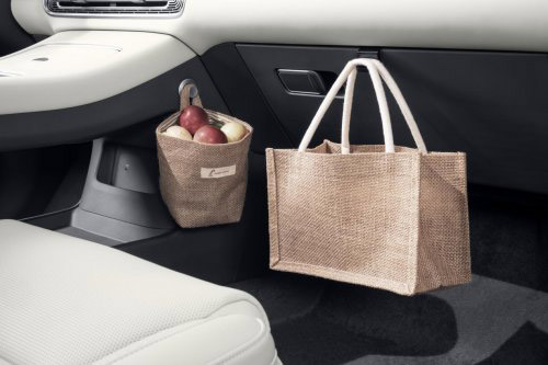 红旗HS6后备箱503L的常规容积