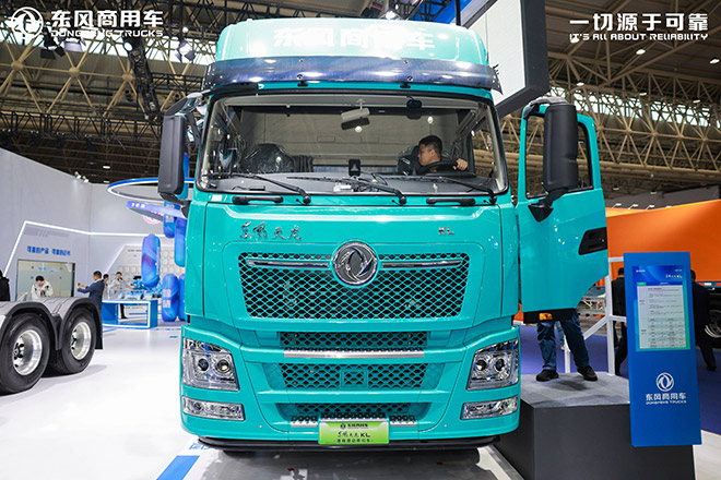 6车7动力 东风商用车亮剑武汉车展