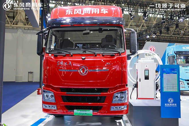 东风天龙KL华为兆瓦超充牵引车