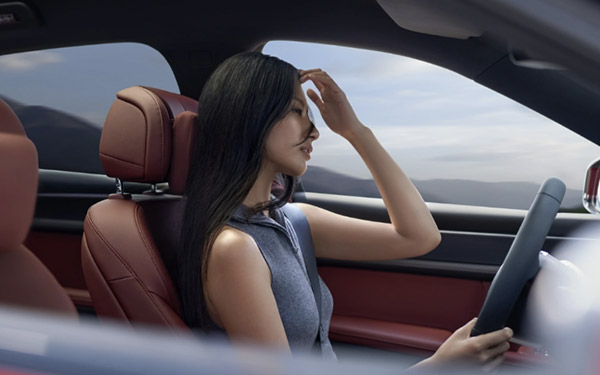 定义智慧出行新标准!对比特斯拉Model Y,问界新M5 Ultra赢在哪