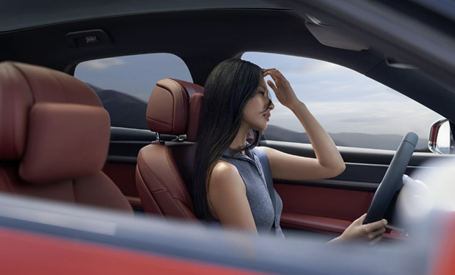 智慧出行新标准 对比特斯拉Model Y 问界新M5 Ultra赢在哪