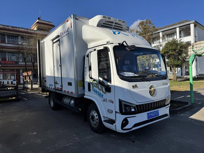 陕汽德龍G300高效速达 为货物鲜度保驾护航 陕汽德龍G300高效速达 为货物鲜度保驾护航