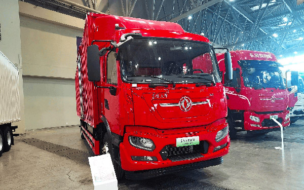 巩固行业第一:东风商用车推出3款载货车爆款产品