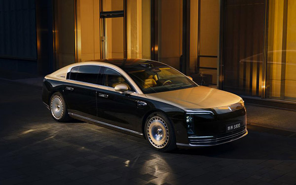 市场一致押注尊界仍是首发,鸿蒙智行3月4日发布会暗藏哪些信号?_图片新闻