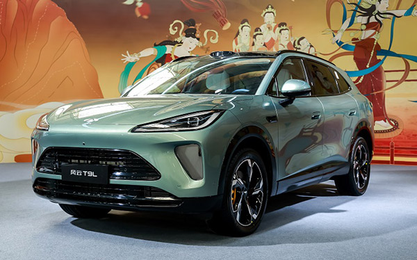 新风云 乘风而上丨奇瑞风云之夜 智美大五座SUV风云T9L预售价13.99万元起